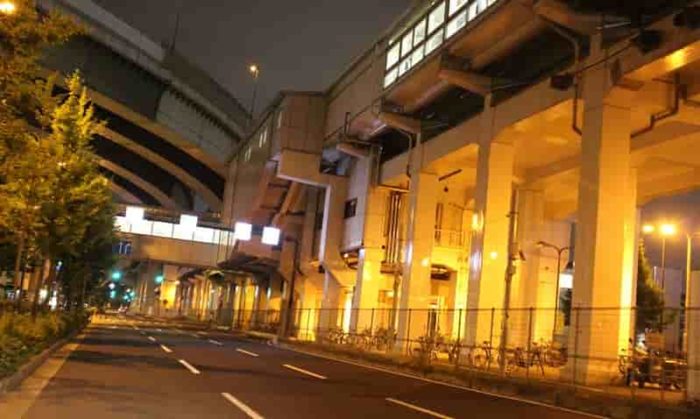 大阪メトロ中央線の朝潮橋駅です。